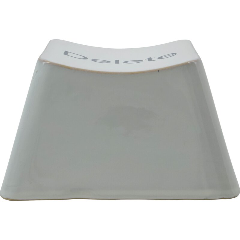 House Doctor Delete veggdekorasjon 18x18 cm offwhite