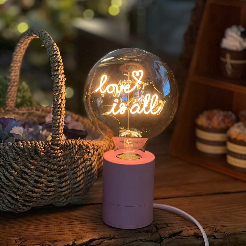 Elements Lighting MITB lyspære LED 17 cm Love Is All ravfarget