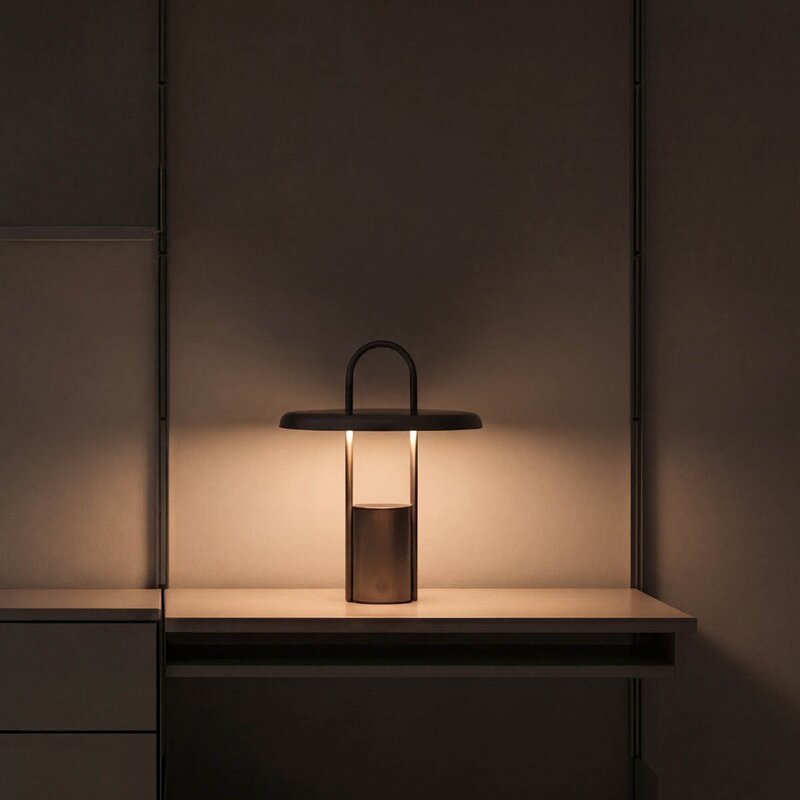 Stelton Pier LED-lampe, portabel 25 cm steel
