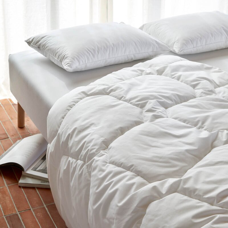 Høie Allergo pute medium høy 70x50 cm hvit