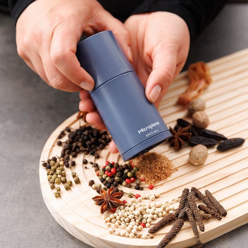 Microplane Spice Mill krydderkvern 12 cm denim blue