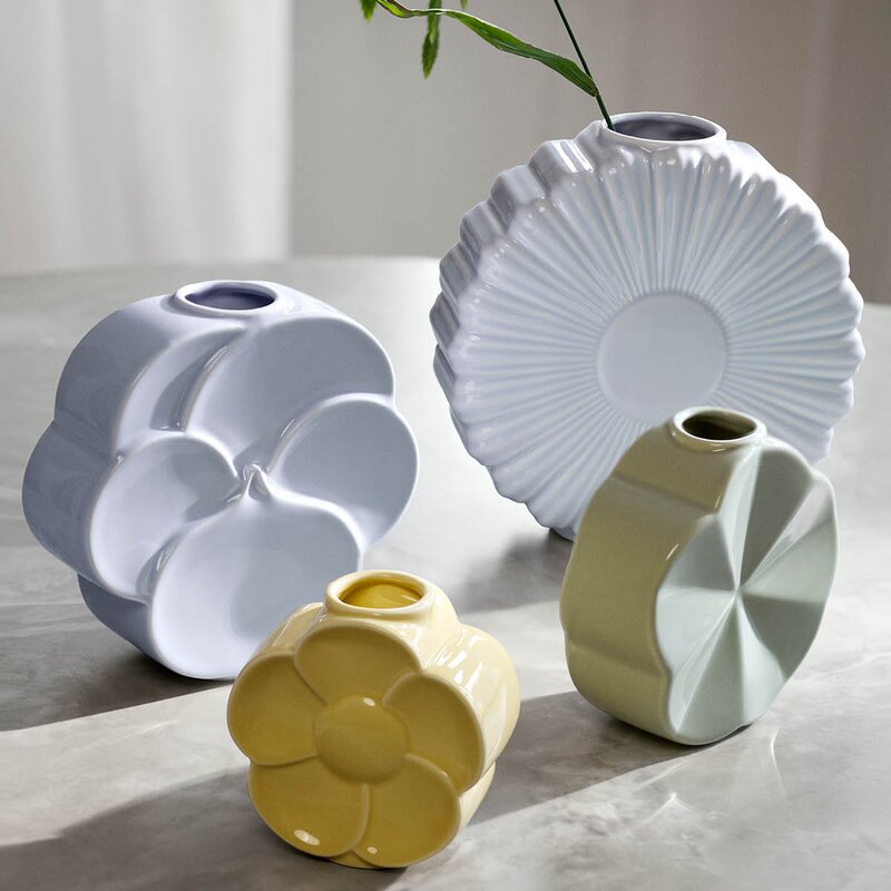 Lyngby Porcelæn Flower vase åkervindel 14 cm grønn