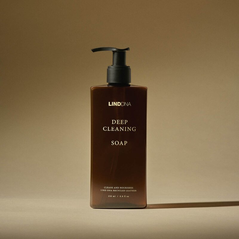 LIND DNA Dyptrensende såpe 250 ml